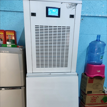 200公斤雪花制冰機交付常州某火鍋店
